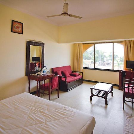Paradise Isle Beach Resort Udupi Exteriör bild