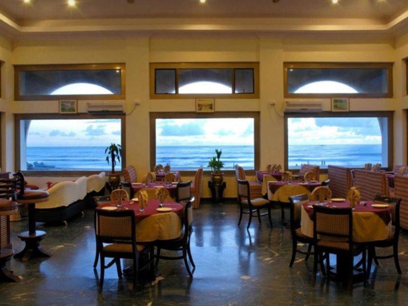 Paradise Isle Beach Resort Udupi Exteriör bild