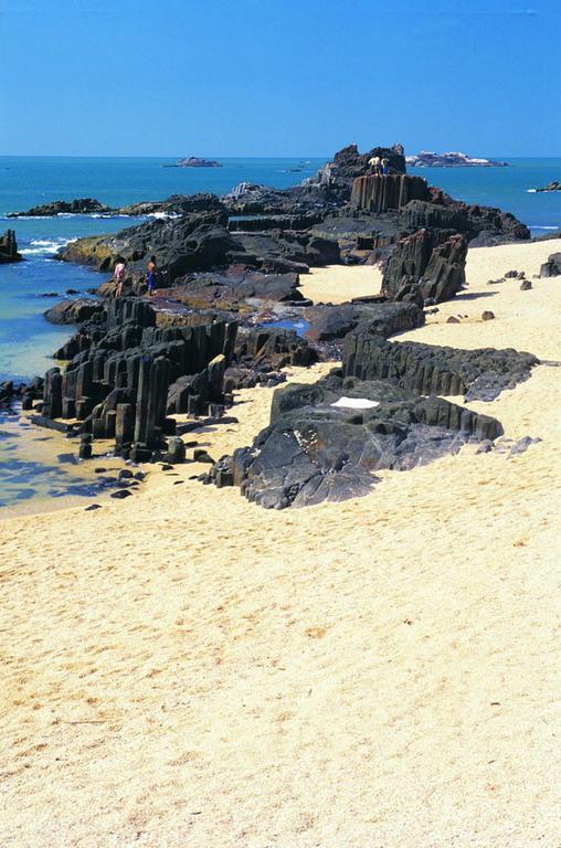 Paradise Isle Beach Resort Udupi Exteriör bild