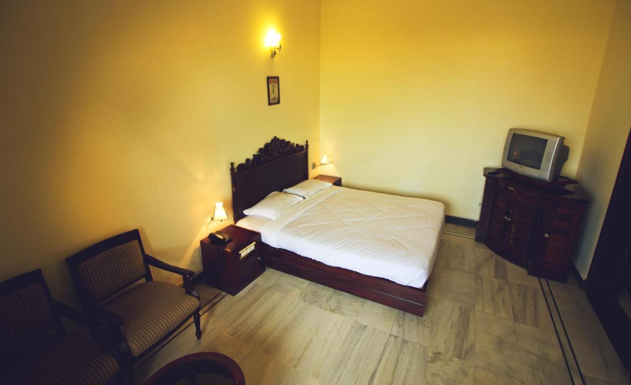 Paradise Isle Beach Resort Udupi Exteriör bild