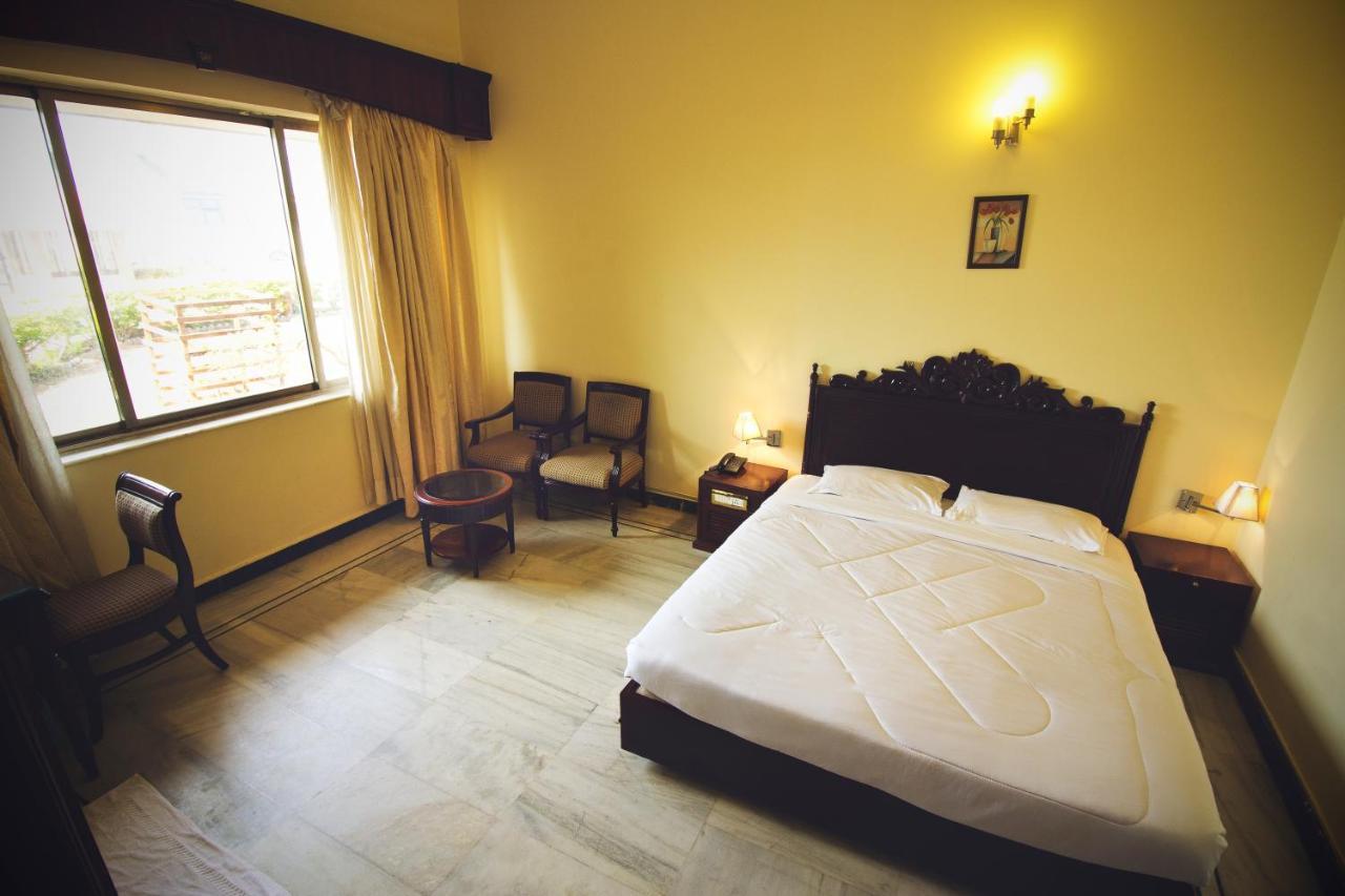 Paradise Isle Beach Resort Udupi Exteriör bild